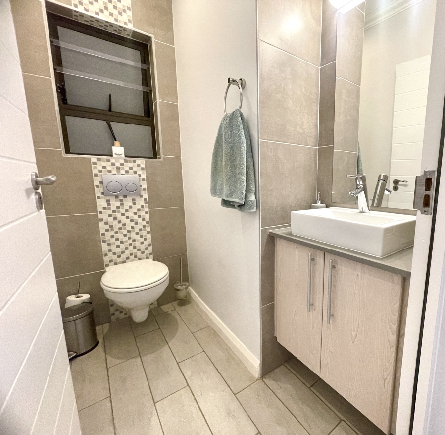 3 Bedroom Property for Sale in The Hill Western Cape